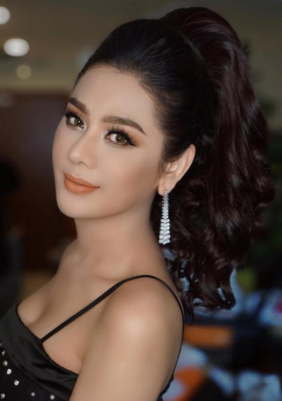 ca sĩ Lâm Khánh Chi, sao Việt