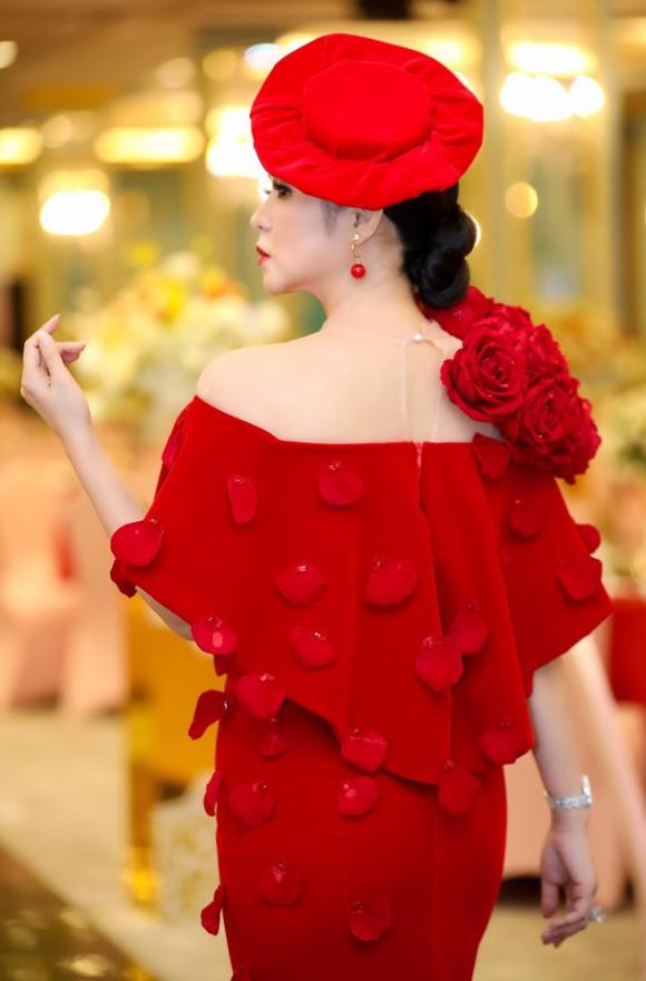 Nữ hoàng hoa hồng,bùi thanh hương,bùi thanh hương lộng lẫy