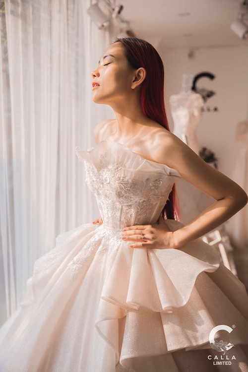 vay-cuoi-calla-2210-9-ngoisao.vn-w500-h750 2 Calla Bridal, Váy cưới Calla, NTK Phương Linh
