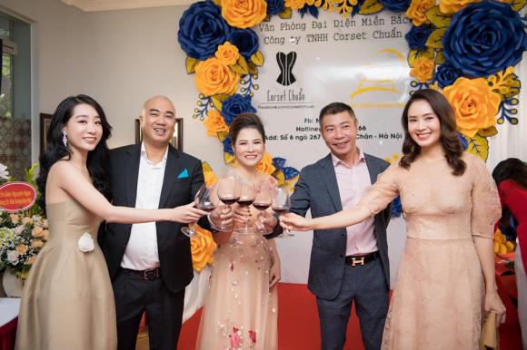 Diễn viên quỳnh búp bê,tiến tổng,ninh nguyễn