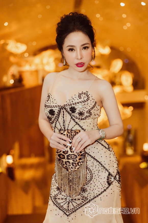 Hoa hậu Hạ My, sao việt