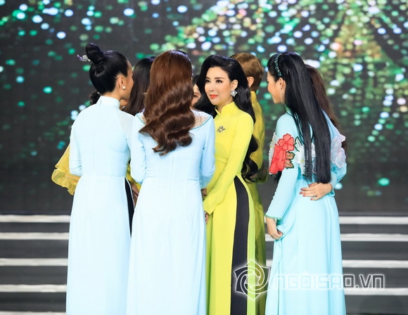 Duyên dáng Bolero, Băng Khuê