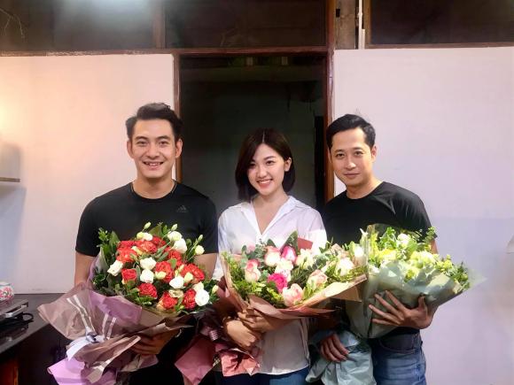 diễn viên Lương Thanh, diễn viên Hồng Đăng, diễn viên Hồng Diễm, sao Việt, Hoa hồng bên ngực trái