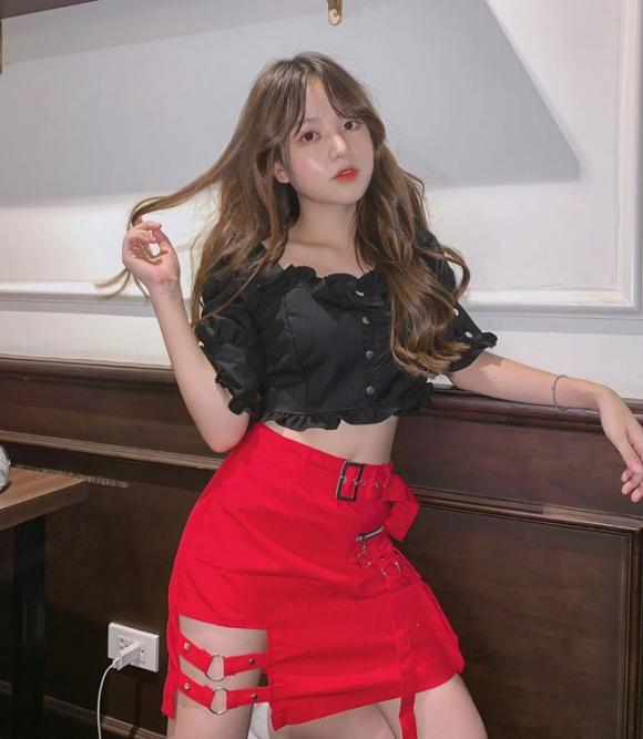 Quang Hải, Quang Hải hẹn hò hot girl 1,52, sao việt 