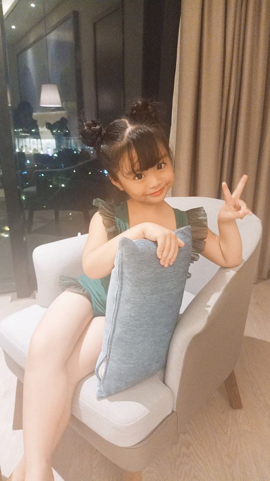 Hoa hồng trên ngực trái, Phụng Ngi, diễn viên nhí