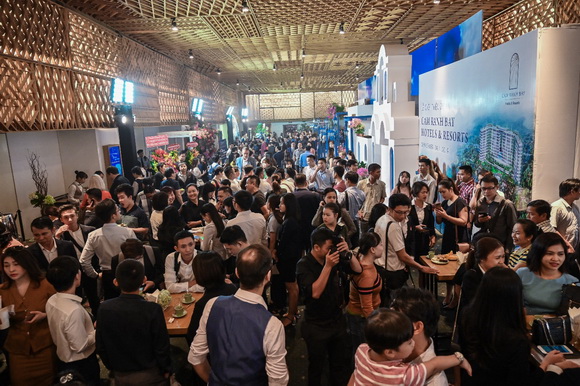 cam-ranh-bay-412-4-ngoisao.vn-w580-h386 1 Cam Ranh Bay Hotels & Resorts, Bất động sản nghỉ dưỡng