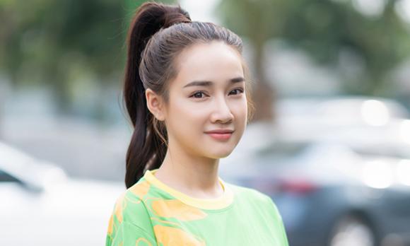 Danh hài Trường Giang, diễn viên Nhã Phương, sao Việt
