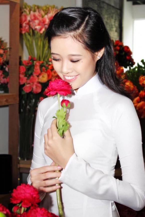Khánh Vân, Hoa hậu Hoàn vũ Việt Nam 2019, sao việt 