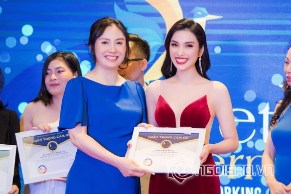 kim-huyen-sam-1012-3-ngoisao.vn-w580-h386 7 Ca sĩ Huyền Sâm, Kim Huyền Sâm, sao việt