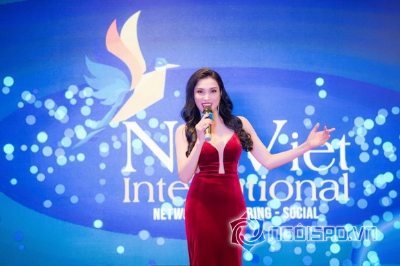 kim-huyen-sam-1012-6-ngoisao.vn-w580-h386 4 Ca sĩ Huyền Sâm, Kim Huyền Sâm, sao việt