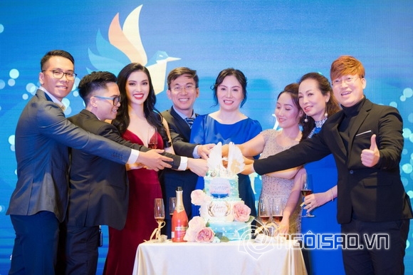 kim-huyen-sam-1012-8-ngoisao.vn-w580-h386 2 Ca sĩ Huyền Sâm, Kim Huyền Sâm, sao việt