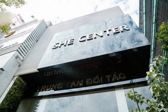 ceo-do-thi-thu-mai-1112-1-ngoisao.vn-w580-h386 5 CEO Đỗ Thị Thu Mai, She Center