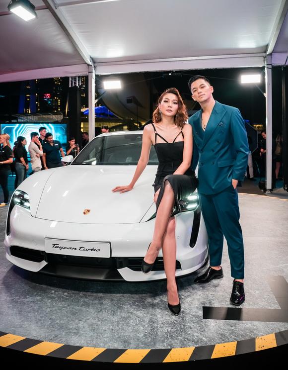 thanh-hang-va-trong-hieu-1312-1-ngoisao.vn-w580-h744 3 Thanh Hằng, Trọng Hiếu, Porsche