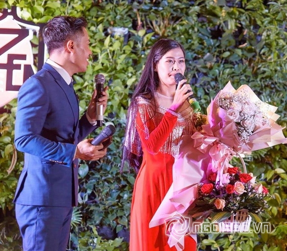 Á hậu Thi Phượng, duyên dáng bolero