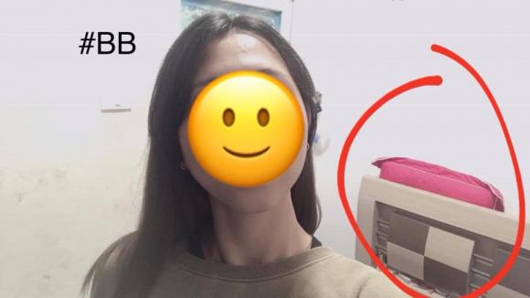yêu xa, bạn gái cắm sừng, gối kê đầu giường