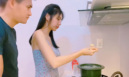 ca sĩ Thuỷ Tiên, cầu thủ Công Vinh, sao Việt