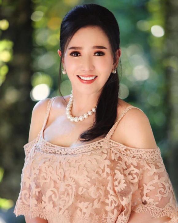 Hoa hậu Hoàn vũ 72 tuổi, Hoa hậu Hoàn vũ Thái Lan, hoa hậu 