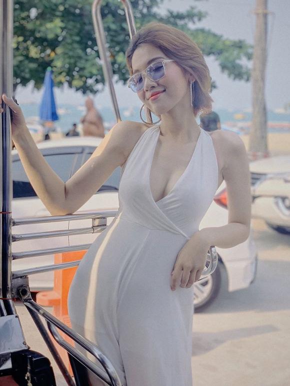 Nhật Hà, Hoa hậu Hương Giang, sao Việt 