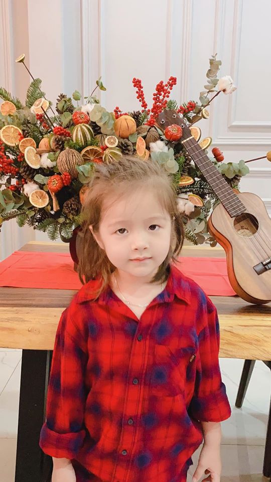 Elly Trần, Cadie, Túc Mạch