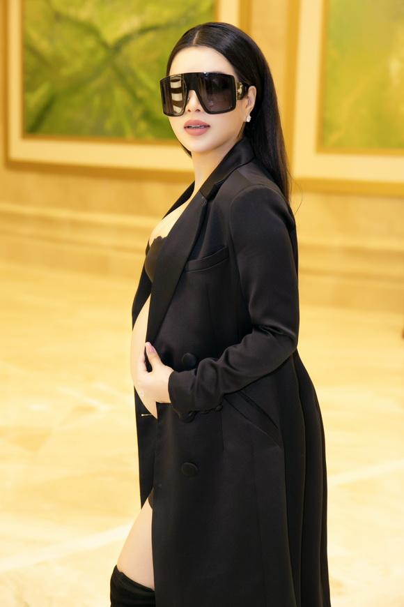 ceo-cao-thi-thuy-dung-3112-4-ngoisao.vn-w580-h870 6 CEO Cao Thị Thùy Dung, Hoa hậu Cao Thị Thùy Dung, Mỹ phẩm Top White