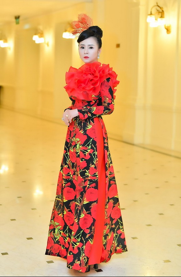 Nữ hoàng hoa hồng, Bùi Thanh Hương