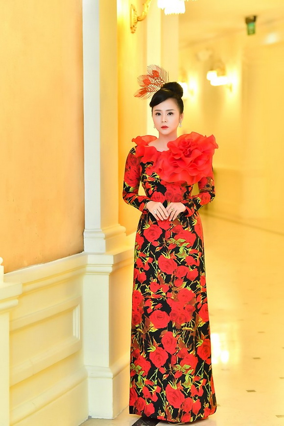 Nữ hoàng hoa hồng, Bùi Thanh Hương