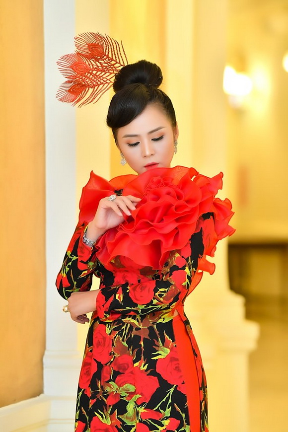 Nữ hoàng hoa hồng, Bùi Thanh Hương