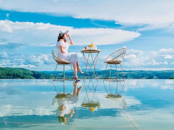 Hồ Trên Mây, quán cà phê trên mặt nước, Đà Lạt