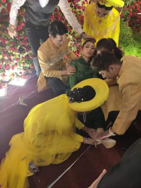 Lâm Khánh Chi,Lâm Khánh Chi ngất xỉu,đám cưới LGBT tập thể,sao Việt