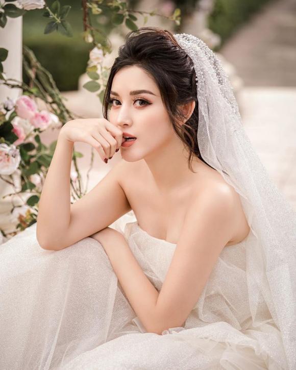 Huyền My đăng loạt ảnh diện váy cô dâu, fans hô hào giục cưới 2 Á hậu huyền my,hoa hậu việt nam 2014,sao việt