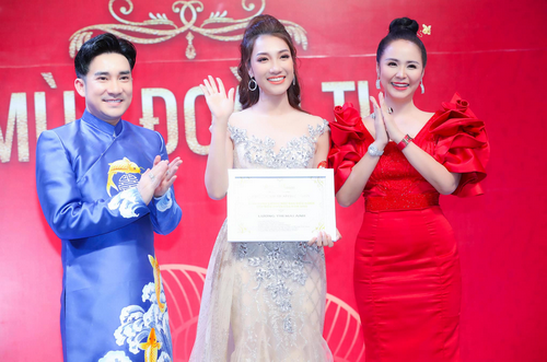hanh-trinh-xanh-171-5-ngoisao.vn-w500-h331 2 Happy Women Leader Network, Quỹ từ thiện Hành trình xanh, Táo quân - Chào xuân 2020, Bùi Thanh Hương