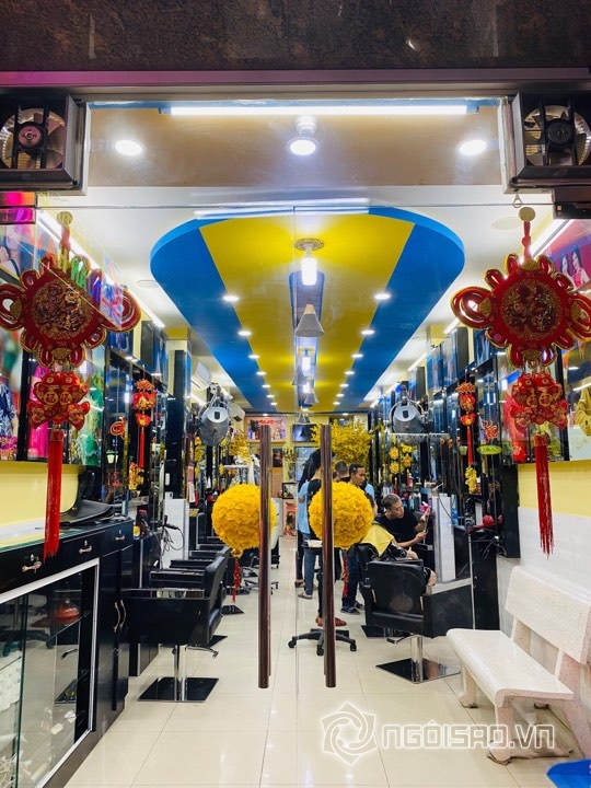 tuan-ha-lan-171-5-ngoisao.vn-w540-h720 7 Tuấn Hà Lan, Nhà tạo mẫu tóc
