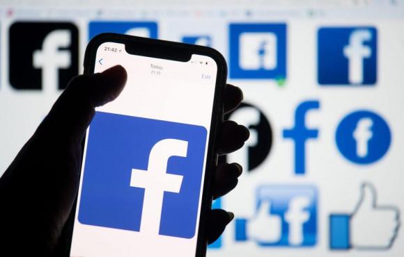 mạng xã hội, Facebook, thu thập dữ liệu