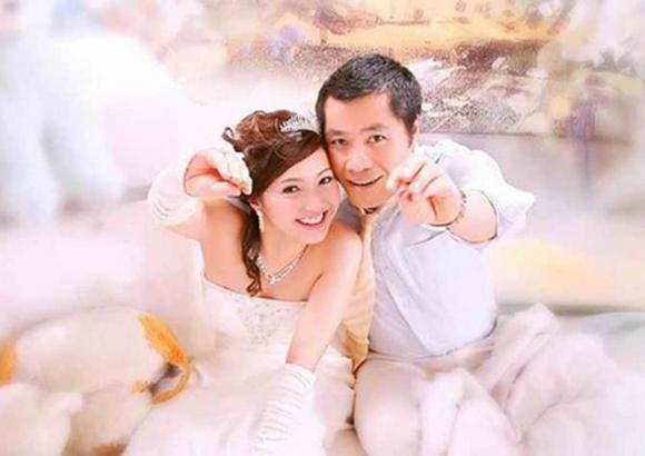MC Lưu Hà, MC Tuấn Tú, sao Việt
