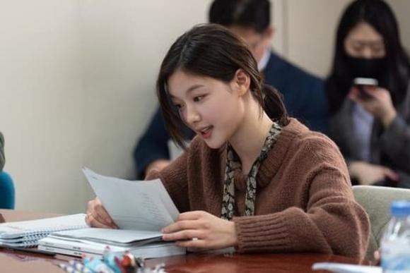 Ji Chang Wook, Kim Yoo Jung, sao Hàn