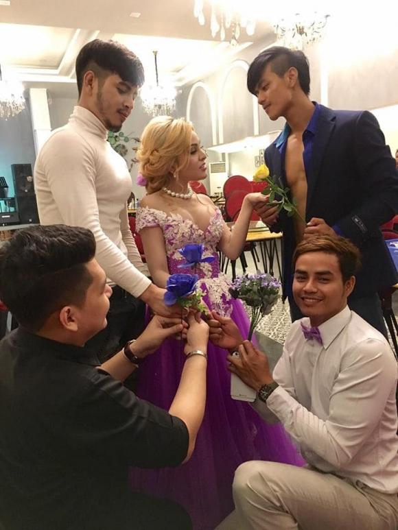 sao Campuchia,Denny Kwan,Denny Kwan bị cấm diễn vì quá sexy
