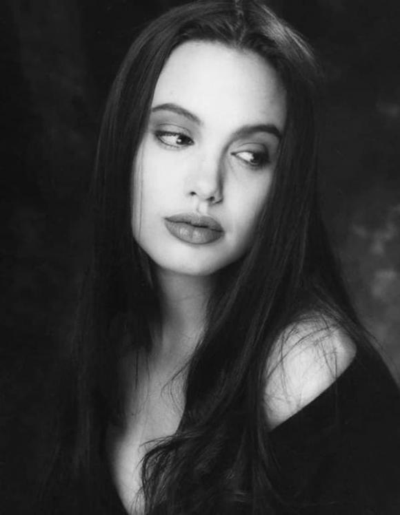 Angelina Jolie, sao thời thơ ấu, sao Hollywood