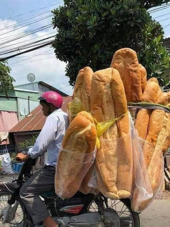 bánh mì, món ăn đường phố, chuyện lạ, An Giang