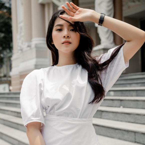 Lê Tam Triều Dâng 4 Bản sao của Angela Phương Trinh, Tam Triều Dâng, sao Việt