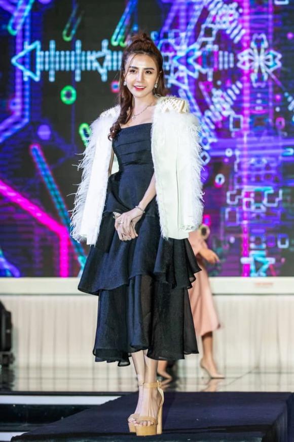 ho-nguyen-kim-sy-26-21-ngoisaovn-w600-h900 16 Hồ Nguyễn Kim Sỹ, Women Startup Forum, Hoa hậu thời trang thế giới 2019