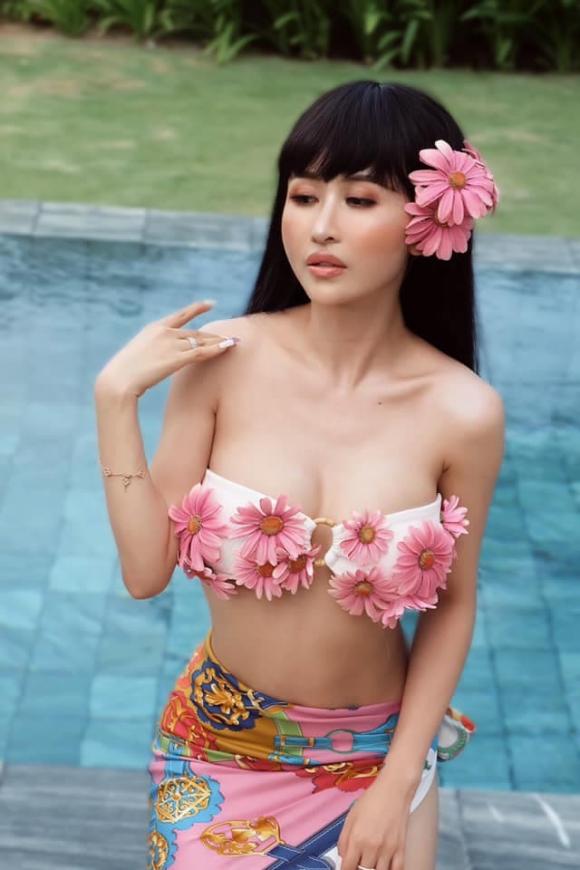Vợ hai Minh Nhựa diện mẫu bikini hoa na ná Chi Pu: Gái hai con nhưng vòng eo vẫn khiến dân mạng kinh ngạc
