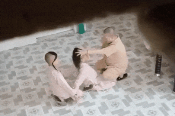 NSND Hồng Vân, diễn viên Lý Nhã Kỳ, sao Việt