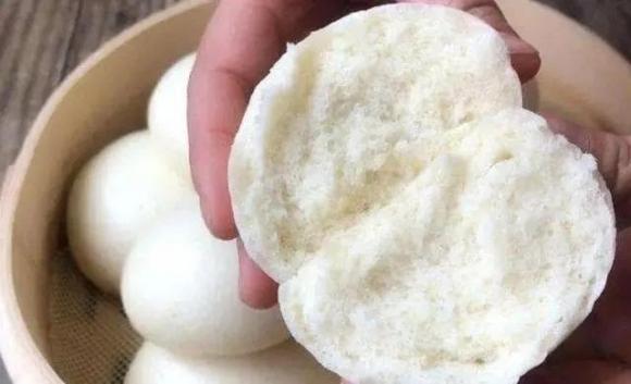 Đừng chỉ ủ bột lên men khi làm bánh mì. Chỉ bằng cách thêm bước này, bánh có sẽ màu trắng, mềm và ngon