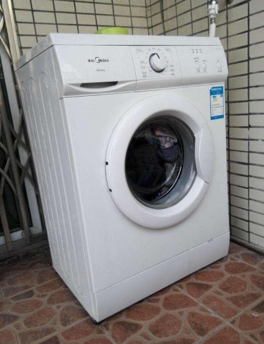 máy giặt, sử dụng máy giặt, nắp máy giặt nên đóng hay mở