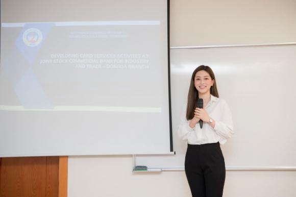 Á hậu Phương Nga, diễn viên Bình An, sao Việt