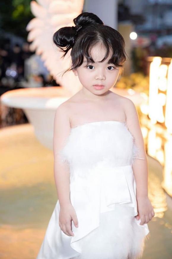 truong-le-van-87-3-ngoisaovn-w600-h900 12 Hotgirl Trương Lệ Vân, Amber Design, Amanda Baby