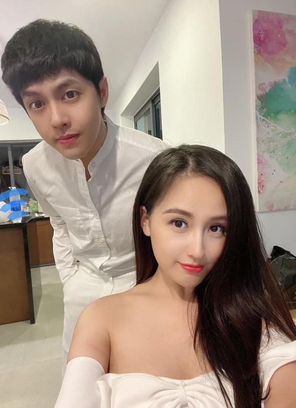 Mai Phương Thuý và Noo Phước Thịnh vừa xuất hiện tình tứ giờ lại 'thả thính' nhau trên mạng xã hội