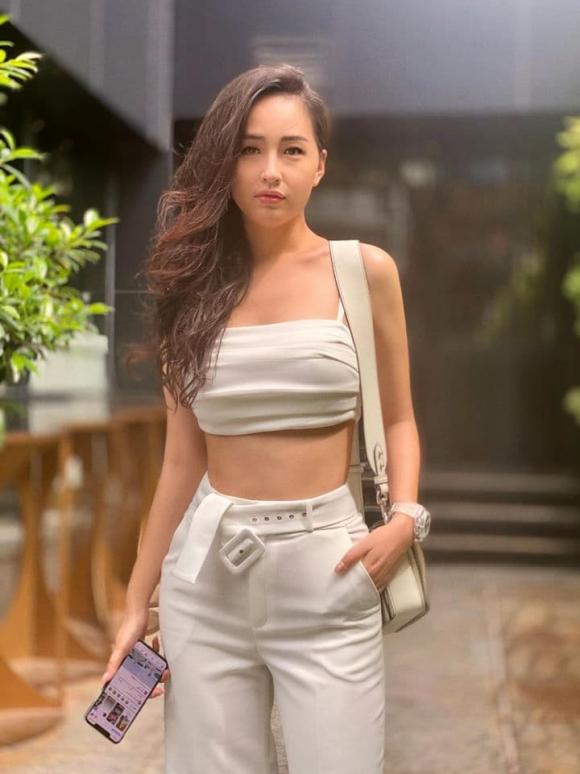 Mai Phương Thúy, Hoa hậu Mai Phương Thúy, sao Việt 