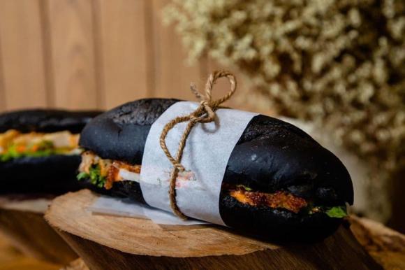bánh mì đen ở Quảng Ninh, bánh mì đen, bánh mì
