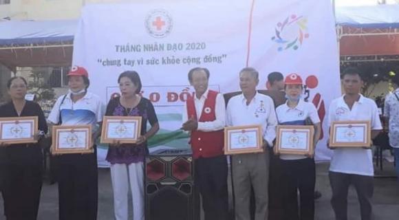 hoa-hau-thanh-thuy-247-4-ngoisaovn-w600-h332 7 Hoa hậu thanh thúy, Hoa hậu doanh nhân quyền năng thế giới